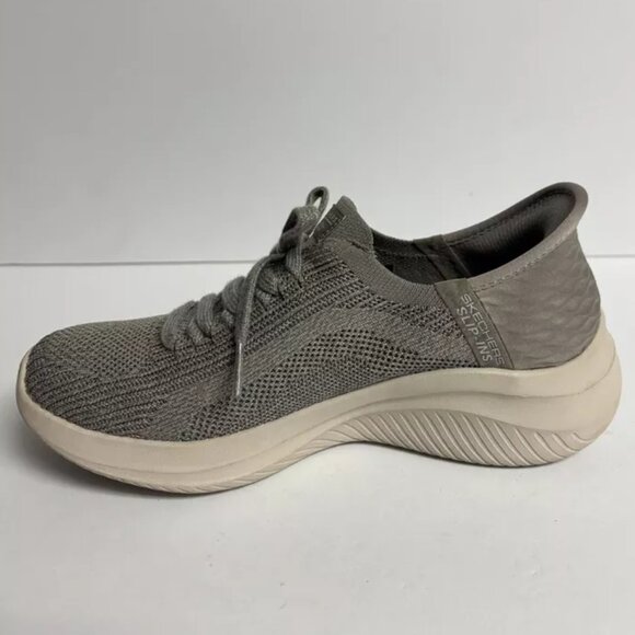 Skechers Women’s Ultra Flex 3.0 - Day Light Taupe Sneakers, Size 6 M - Picture 2 of 7
